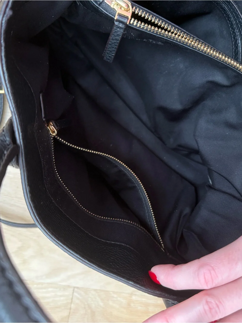 Tory Burch structured pebbled